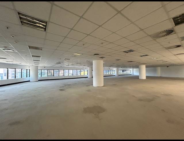 1,035M² OFFICE TO LET IN SANDTON CENTRAL